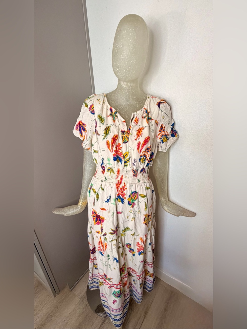 Sugarlips Miraflor Rony Boho Floral White Midi Dress with Smocked Waist. Medium